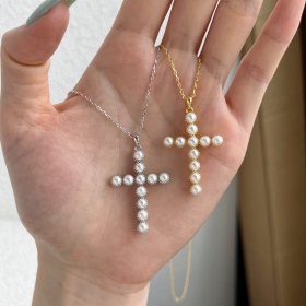 银S925白色珍珠贝珠十字架造型小众设计优雅简约大气项链