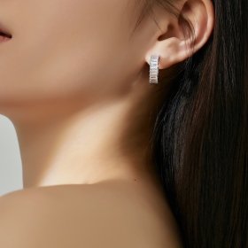 「星迹 Celestial Trails 系列」银S925白色长方形排钻镶嵌半圆耳环小众设计经典时尚