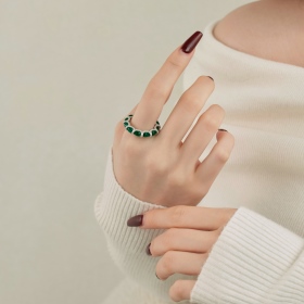 「霓光 Neon 系列」S925纯银椭圆形纳米绿白色圆锆满钻镶嵌跨境爆款时尚百搭高级感戒指
