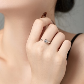 「原点 Origin 系列」银S925白色圆锆包镶单钻开口设计简约时尚百搭小众光面开口戒指