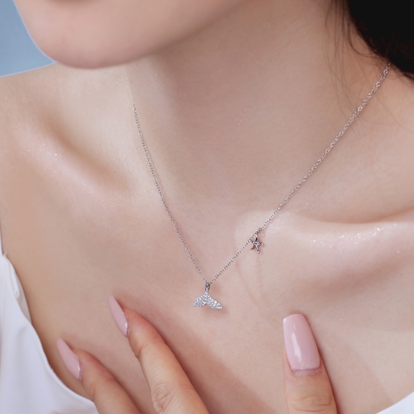 「夏日海洋 Summer Ocean 系列」银S925白色圆锆镶嵌鱼尾美人鱼光面海星吊坠校长时尚简约精致项链