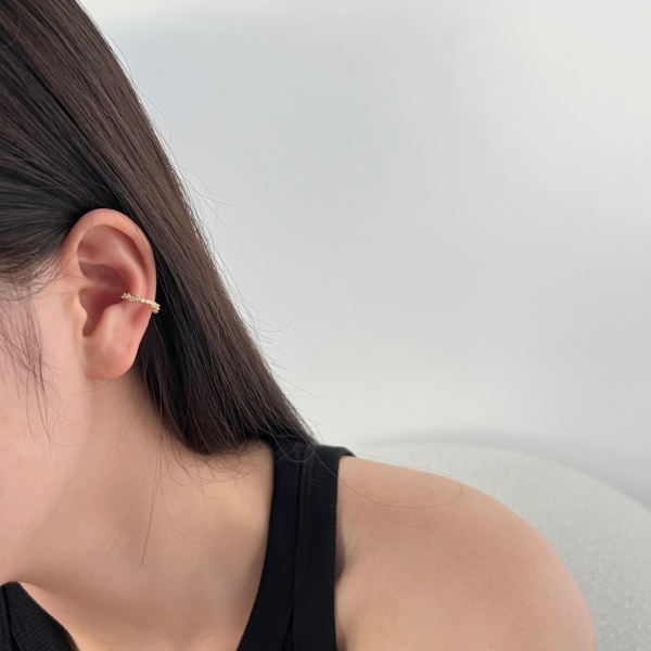 「耳畔 Side Sonnet 系列」银S925白色圆锆镶嵌小巧精致单只耳夹时尚百搭