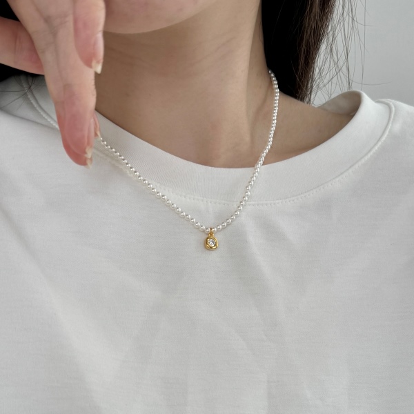 银S925白色圆锆镶嵌珍珠贝珠链简约时尚优雅项链