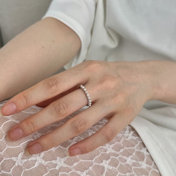 银S925白色珍珠贝珠简约时尚百搭设计戒指