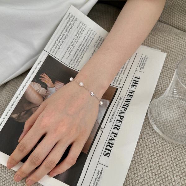 S925纯银蝴蝶珍珠轻奢小清新手链