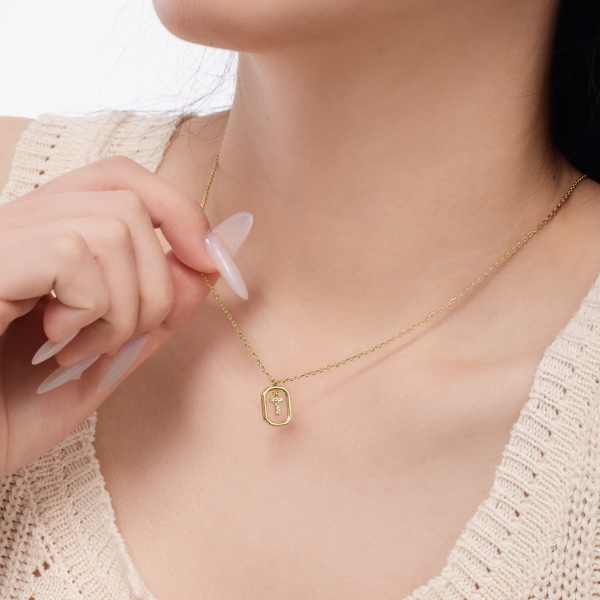 银S925白色圆锆镶嵌满钻字母光面12MM方框吊坠时尚项链