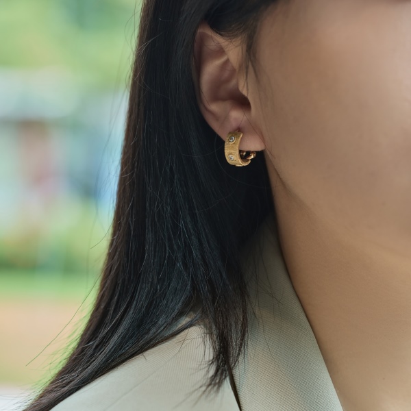 S925纯银复古气质小众设计拉丝工艺耳拍耳环