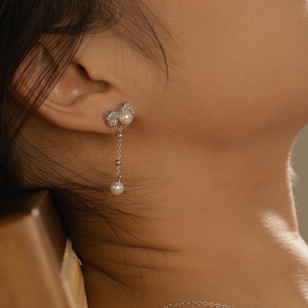 S925纯银珍珠贝珠心形蝴蝶结小众设计精致少女戒指项链耳钉时尚百搭优雅气质耳钉耳饰DY180040