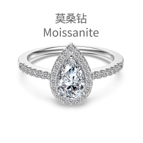 「莫桑钻 Moissanite 系列」跨境爆款S925纯银莫桑钻主石戒指女奢华方形端庄大气排钻戒指