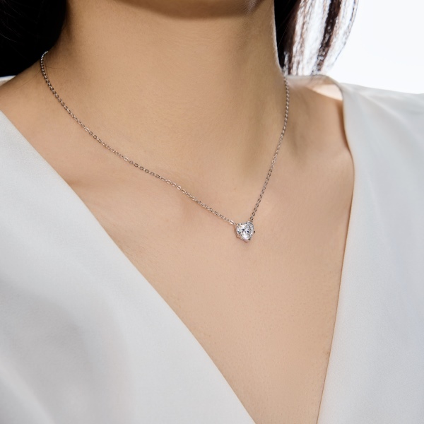 银S925白色心形爱心单钻吊坠精致时尚简约参数化项链