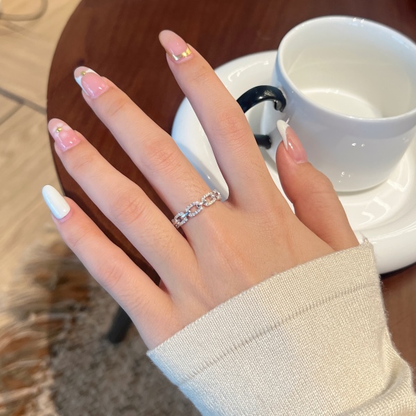 「莫桑钻 Moissanite 系列」银S925白色圆锆镶嵌满钻链条设计镂空时尚戒指