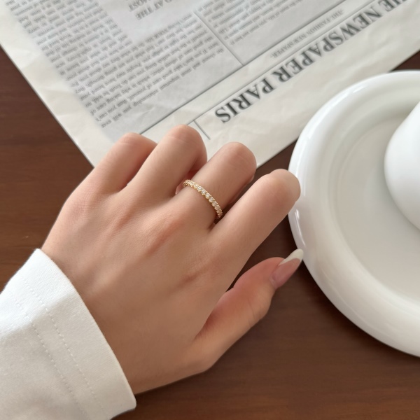 银S925白色圆锆镶嵌满钻排钻设计时尚戒指