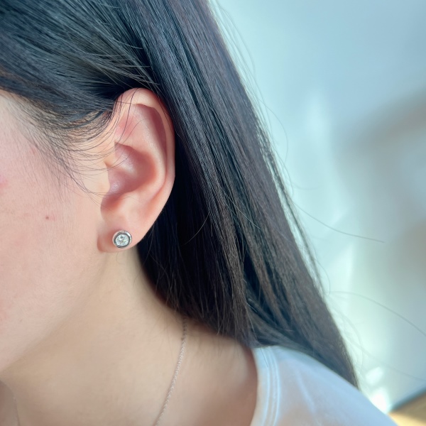 「莫桑钻 Moissanite 系列」「枝蔓 Vineverse 系列」S925银白色梨形马眼形拼接蝴蝶设计小众精致时尚高级感耳钉