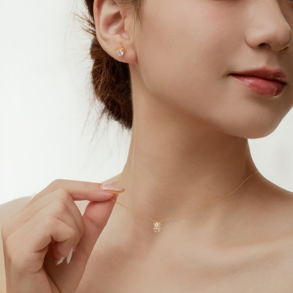 「星愿 Wishing Star 系列」银s925精致轻奢圣诞蝴蝶结礼物盒项链