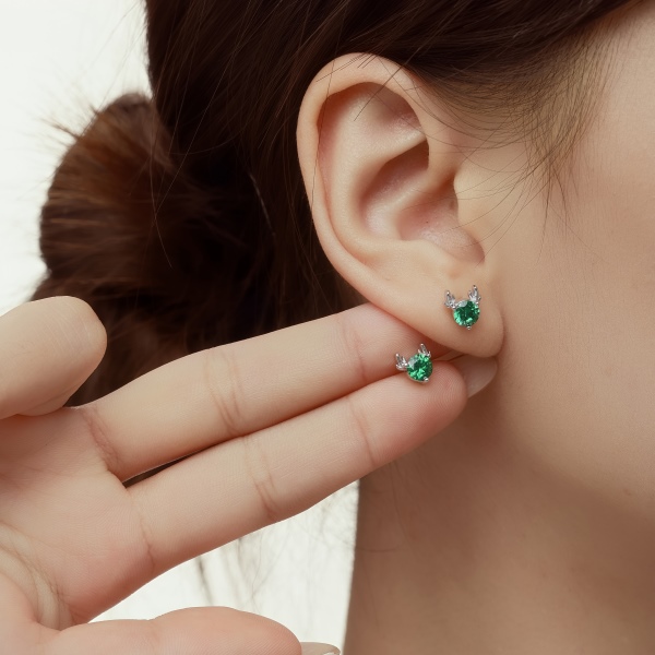 「星愿 Wishing Star 系列」银s925圣诞氛围精致百搭麋鹿绿锆圆锆耳钉