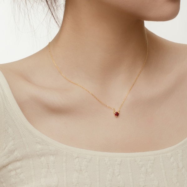「星愿 Wishing Star 系列」银S925石榴红圆锆镶嵌麋鹿吊坠精致时尚简约项链