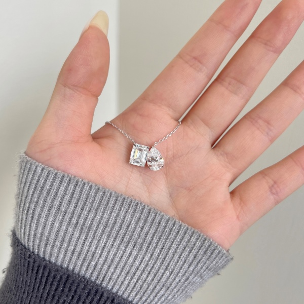「莫桑钻 Moissanite 系列」「沉星 Nebula Sink 系列」双主石长方形水滴项链