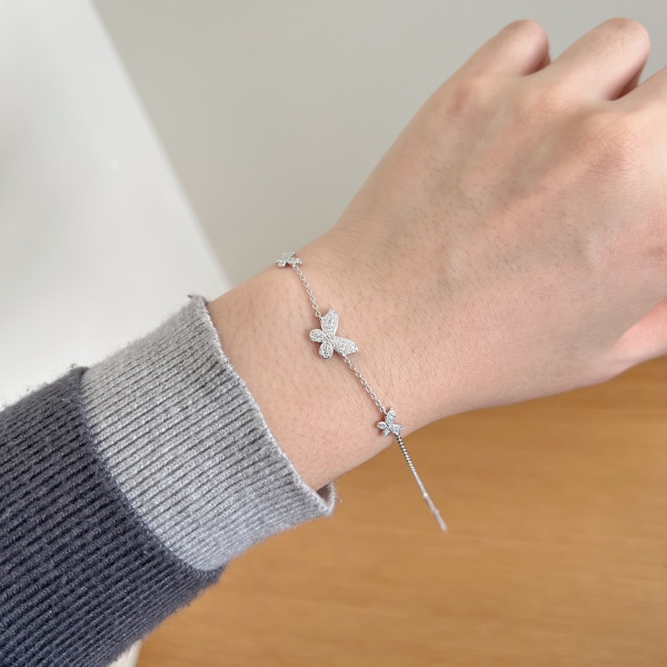 「莫桑钻 Moissanite 系列」「花园 Garden 系列」S925纯银镶钻蝴蝶小众设计感个性潮流吊坠5A锆石简约冷淡风气质手链