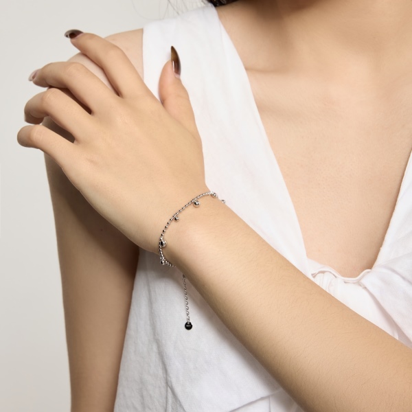 银S925光面立体爱心吊坠双排圆珠链小众时尚INS手链