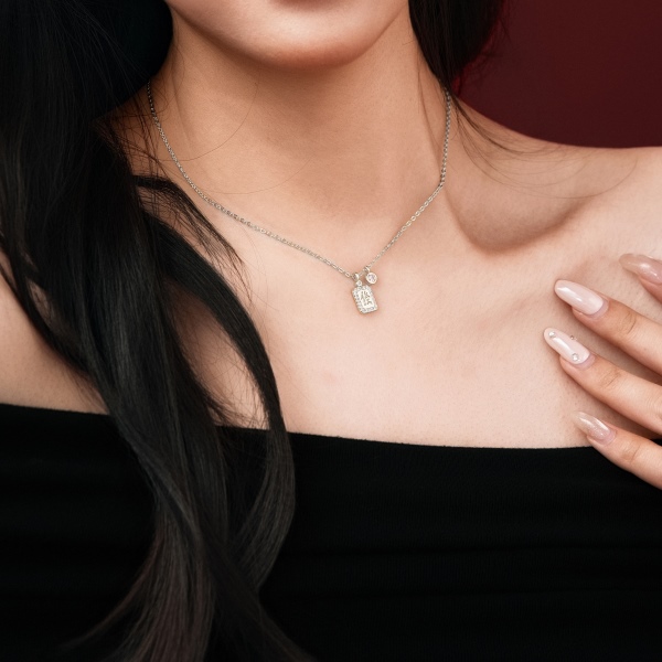 银S925白色圆锆镶嵌發方牌不规则圆锆寓意发财吊坠小众时尚项链