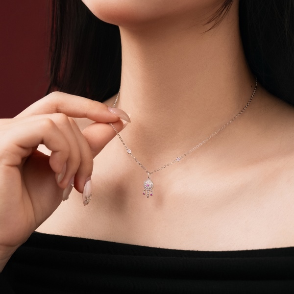 银S925白色玫红色粉色圆锆镶嵌拨浪鼓吊坠小众时尚精致项链