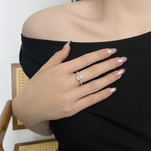 「莫桑钻 Moissanite 系列」银S925白色水滴梨形马眼圆形莫桑钻戒指