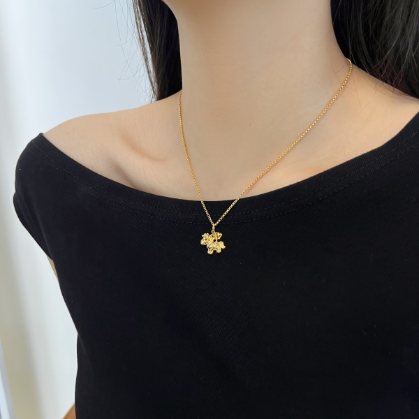 银S925白色黑色圆锆镶嵌马上中奖小马奖杯造型马年设计小众时尚项链