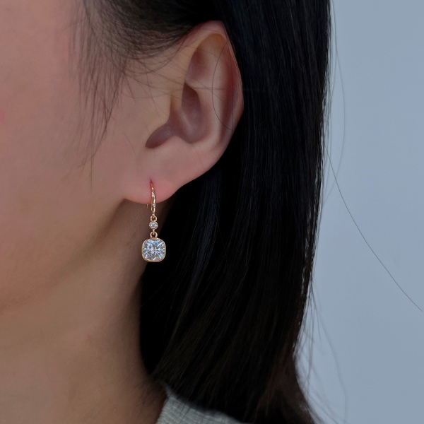 「莫桑钻 Moissanite 系列」银S925白色肥正方莫桑钻镶嵌小众时尚耳钩耳环