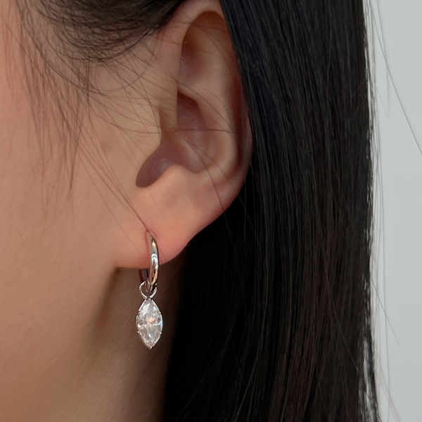 「莫桑钻 Moissanite 系列」银S925白色马眼莫桑钻单钻镶嵌可拆卸吊坠小众时尚耳圈耳环