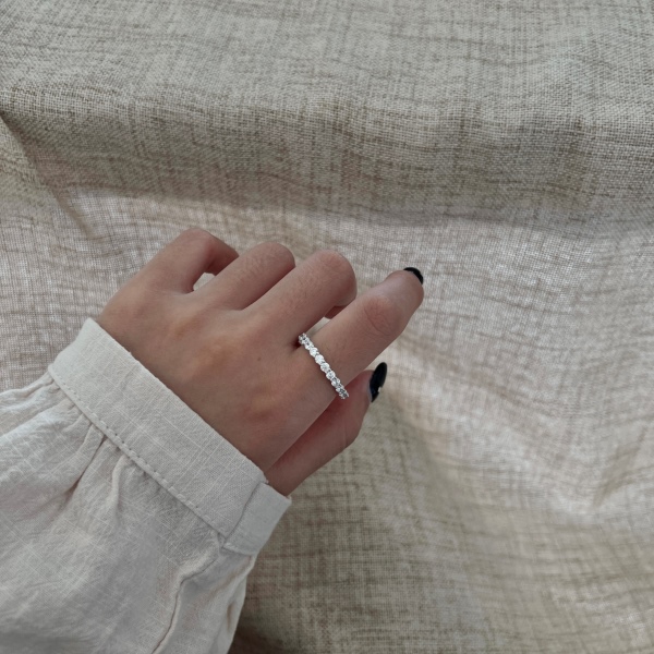 「莫桑钻 Moissanite 系列」银S925白色圆形满钻镶嵌小众时尚高级感排钻戒指