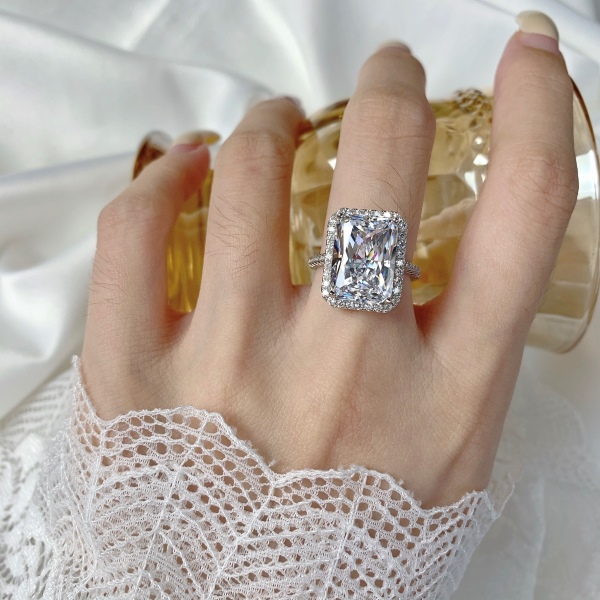 跨境爆款S925纯银戒指闪耀指环冰花切雷迪恩切割欧美爆款镶嵌奢华群镶长方形主石经典时尚戒指