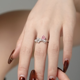 「原点 Origin 系列」银S925粉色心形爱心白色圆锆镶嵌蝴蝶结设计小众时尚精致小巧戒指
