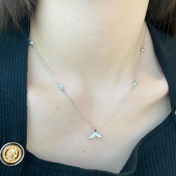 铜材质个性创意鱼尾圆珠简约小巧气质百搭耳钉