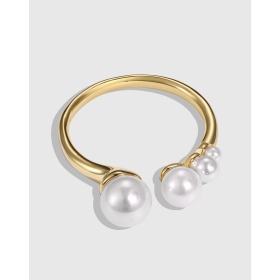「雾光 Mist-Glitter 系列 」银S925白色珍珠贝珠镶嵌由大到小镶嵌简约时尚优雅大气百搭开口戒指