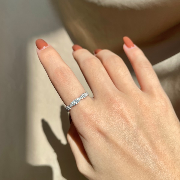 欧美爆款S925纯银交叉白色满钻排钻戒指色彩甜美百搭个性时尚闪耀婚戒