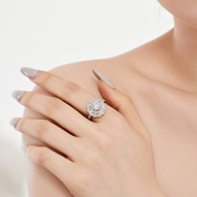 「凛冽 Ice Aura 系列」银S925白色圆形锆石白色梯方石排钻镶嵌满钻花朵设计小众精致时尚戒指套装