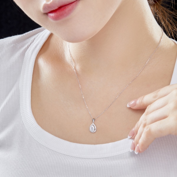 S925纯银灵动水滴梨形锆石镶钻欧美时尚气质轻奢风镂空项链