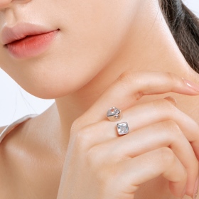 原创设计S925纯银白色心形白色正方形锆石双主石甜酷创意开口戒指