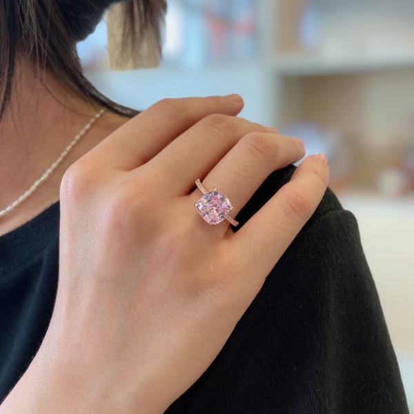 跨境爆款S925纯银戒粉红色肥方形爪镶正方形主石群镶钻闪耀大锆石结婚时尚指环女豪华婚戒