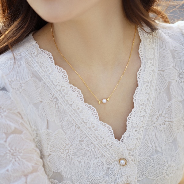 S925纯银原创设计白色珍珠面包珠糖果镂空吊坠简约设计项链