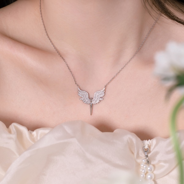 「昙 DreamCloud 系列」银S925白色圆锆镶嵌天使之翼翅膀守护小众时尚简约百搭项链