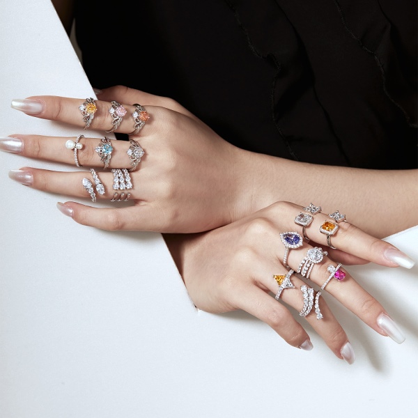 S925纯银原创设计黄色圆锆镶钻8A冰花锆雷迪恩切割皇冠造型镂空设计开口戒指可调节