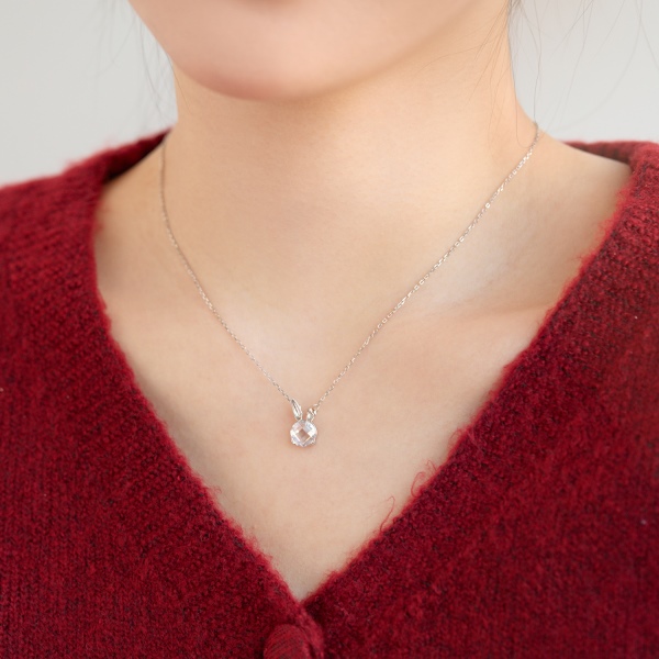 S925纯银冰糖圆形水晶小兔子吊坠项链925纯银锁骨链女百搭小众设计七夕