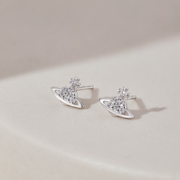 S925纯银白色圆锆镶钻小土星星球耳骨时尚简约小耳饰耳钉