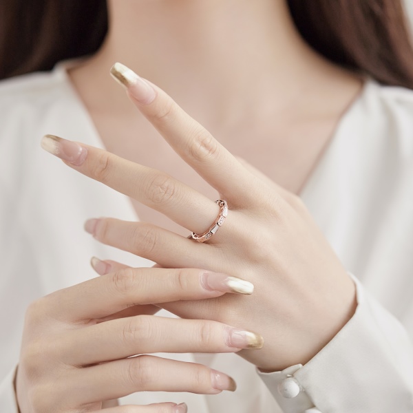 「梵雅 Graceful 系列」 S92银白色圆锆梯形白贝母镶嵌几何形层次小众设计戒指