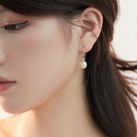 「星珠 Star Pearl系列」S925纯银白色珍珠淡水珍珠不规则白色圆锆镶嵌耳钩耳挂简约设计优雅耳环