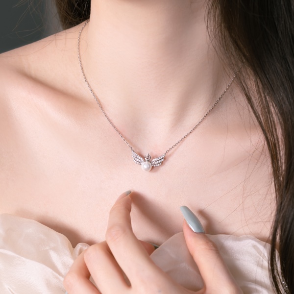 「昙 DreamCloud 系列」银S925白色圆形珍珠贝珠白色圆锆镶嵌皇冠尺寸造型设计简约时尚气质优雅项链