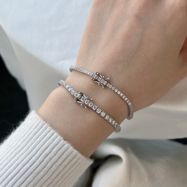 S925纯银白色圆锆镶嵌满钻排列跨境爆款时尚百搭高级感网球手链