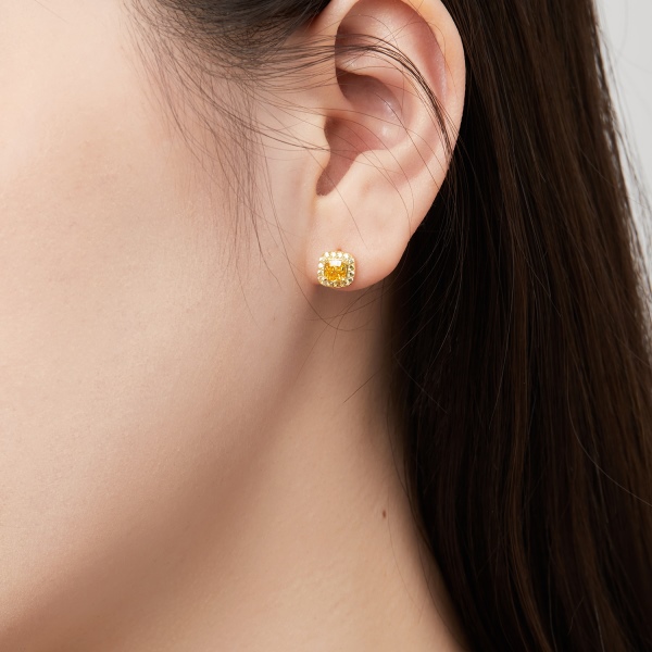 「莹光 Dazzling系列」S925纯银黄色肥方形冰花切锆石黄色小圆锆镶嵌精致小巧爆闪小方糖耳钉