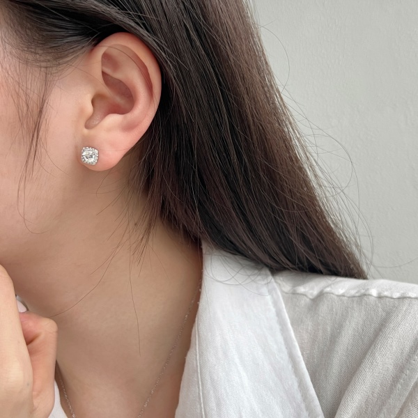 「生辰石 BIRTHSTONES 系列」跨境爆款S925纯银经典款柱镶圆形主石满钻耳钉潮流群镶钻闪耀耳饰